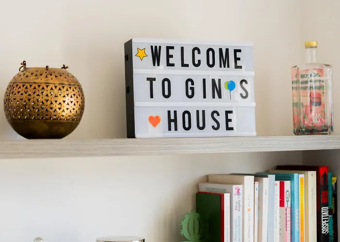 Gin's House *