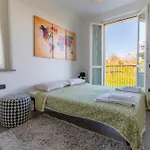 Gin's House * 贝拉焦