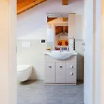 Gin's House Apartament *